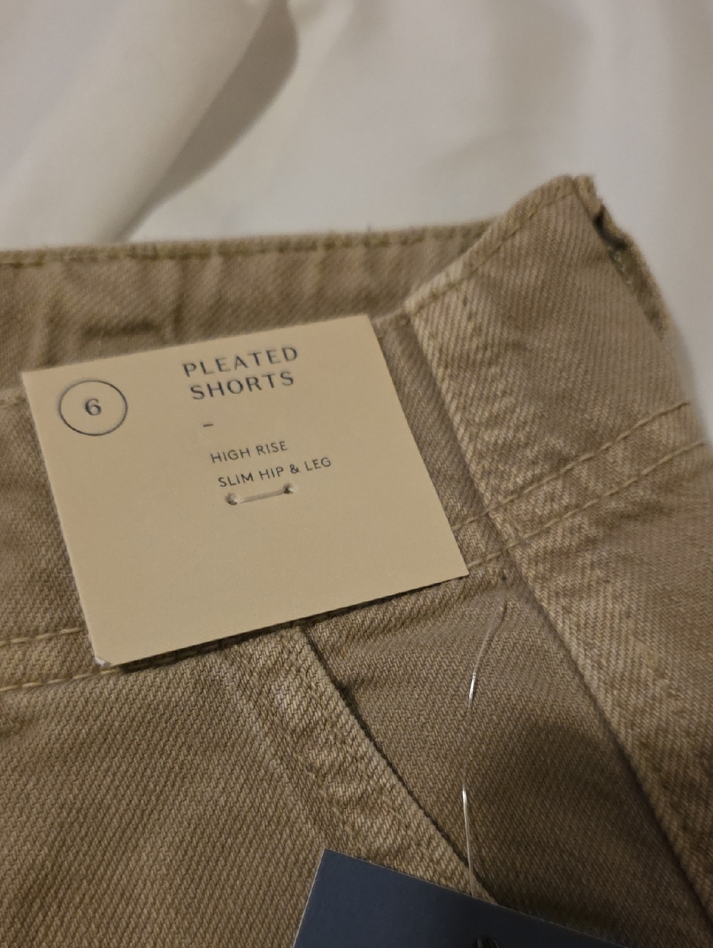 Universal Thread Women’s Utility Shorts Trio - Olive, Beige & Khaki - Picture 8 of 14